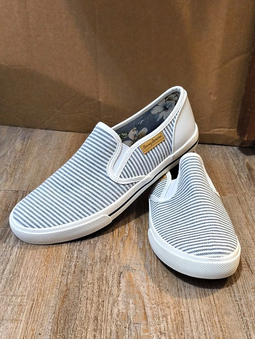 NWOT Tommy Bahama Striped Slip-On Sneakers White & Blue US 10